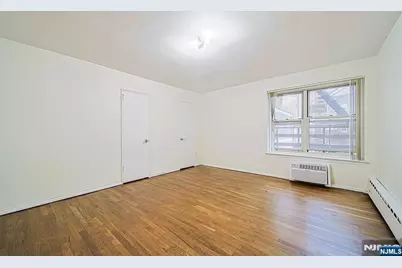 1575 Center Avenue 3F #3F, Fort Lee, NJ 07024 - Photo 15