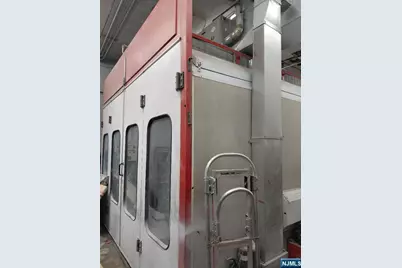 327 Anderson Avenue, Fairview, NJ 07022 - Photo 9