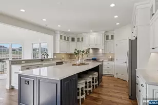 22 Woodmere Rd, Upper Saddle River, NJ 07458 - Photo 7