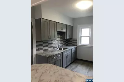 15 E Van Ness Avenue 1 #1, Rutherford, NJ 07070 - Photo 9