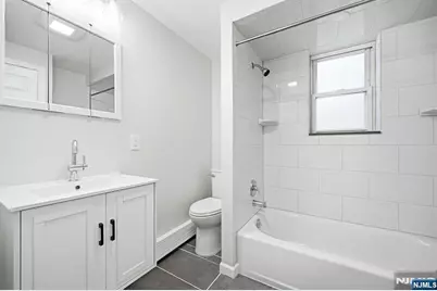 210 River Road, New Milford, NJ 07646 - Photo 17