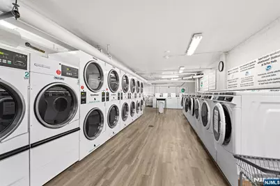 285 Aycrigg 11G #11G, Passaic, NJ 07055 - Photo 17