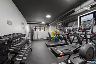 285 Aycrigg 11G, Passaic, NJ 07055 - Photo 21