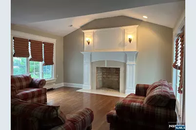 839 Hennigar Place, Oradell, NJ 07649 - Photo 5
