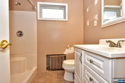 129 South Street, Bogota, NJ 07603 - Photo 15