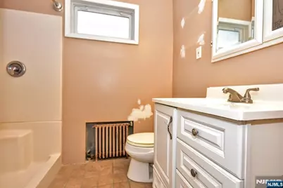 129 South Street, Bogota, NJ 07603 - Photo 15