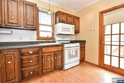 129 South Street, Bogota, NJ 07603 - Photo 9