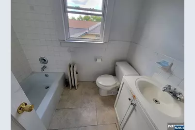 129 South Street, Bogota, NJ 07603 - Photo 33