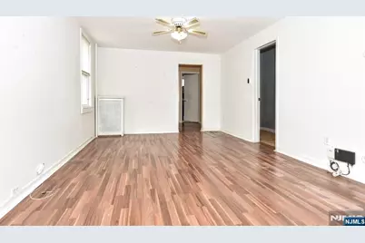 129 South Street, Bogota, NJ 07603 - Photo 7