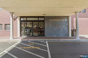 1203 River Road 1H, Edgewater, NJ 07020 - Photo 3