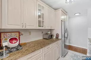 1203 River Road 1H, Edgewater, NJ 07020 - Photo 19