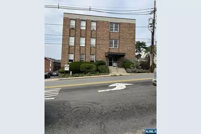 135 Fort Lee Road 304 #304, Leonia, NJ 07605 - Photo 5