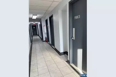 135 Fort Lee Road 304 #304, Leonia, NJ 07605 - Photo 3