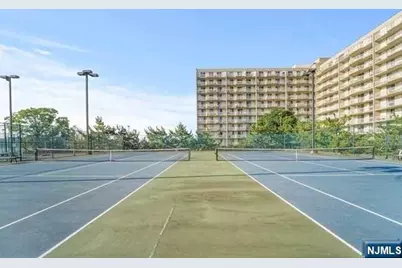 1055 River Road 803 #803, Edgewater, NJ 07020 - Photo 23
