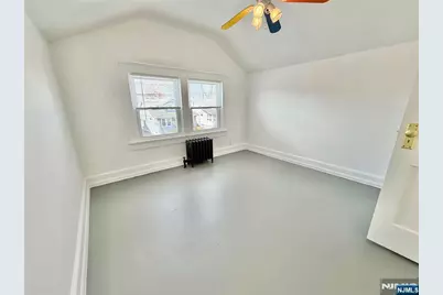 14-09 George Street, Fair Lawn, NJ 07410 - Photo 9