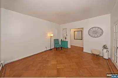 236 Rochelle Avenue, Rochelle Park Township, NJ 07662 - Photo 5