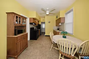 236 Rochelle Ave, Rochelle Park Township, NJ 07662 - Photo 11