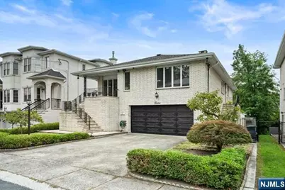 12 Hillcrest Avenue, Fort Lee, NJ 07024 - Photo 3