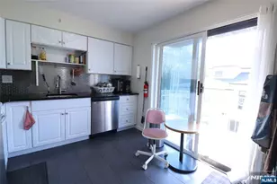 1359 15th St, Fort Lee, NJ 07024 - Photo 13