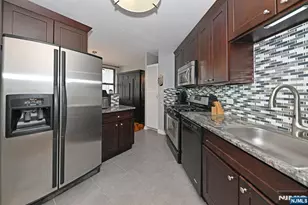 7004 Blvd East 1B, Guttenberg, NJ 07093 - Photo 15
