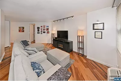 7004 Boulevard East 1B #1B, Guttenberg, NJ 07093 - Photo 11