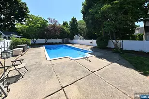 138 E Magnolia Ave, Maywood, NJ 07607 - Photo 19