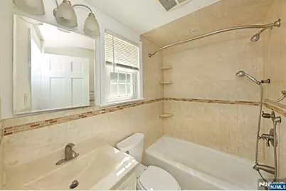 138 Magnolia Avenue, Maywood, NJ 07607 - Photo 17