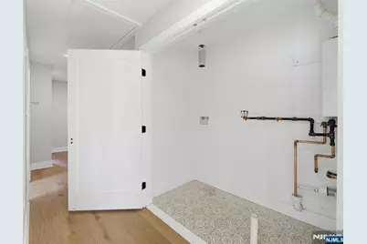 140B Weigands Lane, Secaucus, NJ 07094 - Photo 25