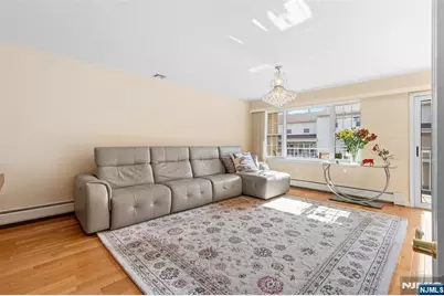 33 Ingraffia Drive, Elmwood Park, NJ 07407 - Photo 13