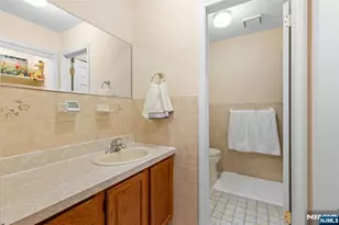 33 Ingraffia Dr, Elmwood Park, NJ 07407 - Photo 23