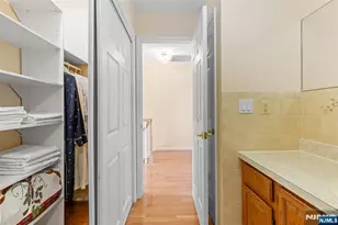 33 Ingraffia Dr, Elmwood Park, NJ 07407 - Photo 25