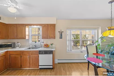 33 Ingraffia Drive, Elmwood Park, NJ 07407 - Photo 7