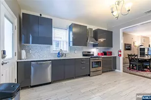 23 Howell Pl, Kearny, NJ 07032 - Photo 11