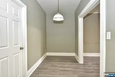 36 Park Avenue 2nd Floor #2nd Floor, Rutherford, NJ 07070 - Photo 7