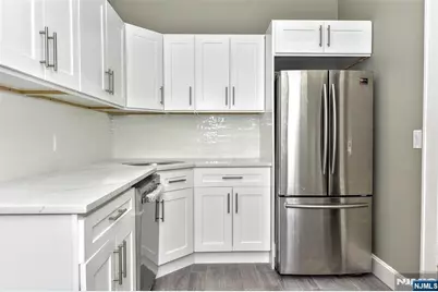 36 Park Avenue 2nd Floor #2nd Floor, Rutherford, NJ 07070 - Photo 9