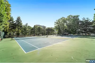 309 Hancock Court M309 #M309, Edgewater, NJ 07020 - Photo 33