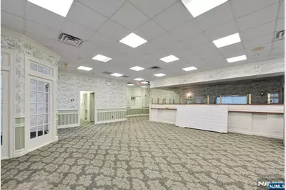 378 Franklin Avenue, Wyckoff Township, NJ 07481 - Photo 5