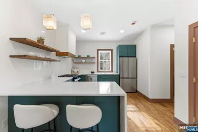 53 Jewett Avenue, Jersey City, NJ 07304 - Photo 7