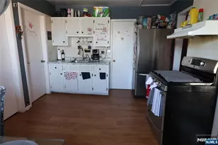 617 8th St, Newark, NJ 07107 - Photo 3