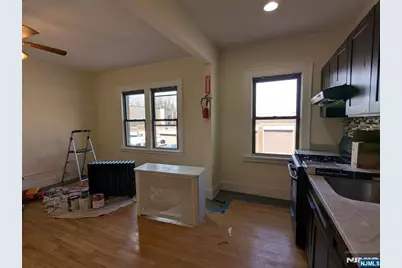 1025 Hoyt Avenue 2 #2, Ridgefield, NJ 07657 - Photo 3