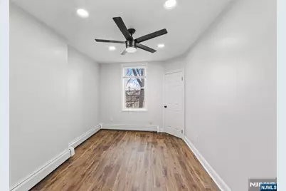 3027 John F Kennedy Boulevard 2 #2, Jersey City, NJ 07306 - Photo 7