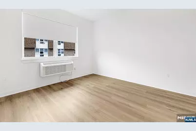 74 Clarendon Place 202 #202, Hackensack, NJ 07601 - Photo 13