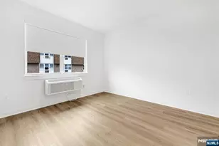 74 Clarendon Pl 202, Hackensack, NJ 07601 - Photo 13