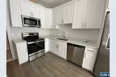 74 Clarendon Place 203 #203, Hackensack, NJ 07601 - Photo 1