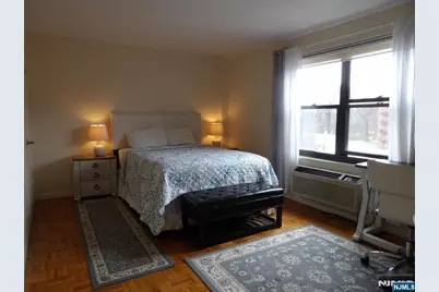 2352 Linwood Avenue 5H #5H, Fort Lee, NJ 07024 - Photo 7