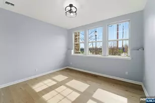 704 Green Ln 2, Union Township, NJ 07083 - Photo 7