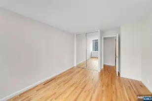 300 Winston 2110, Cliffside Park, NJ 07010 - Photo 17