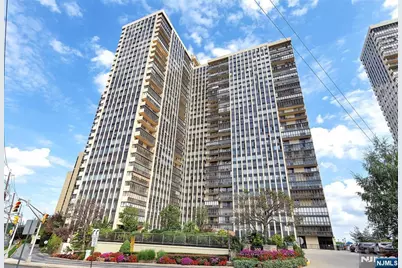 300 Winston 2110 #2110, Cliffside Park, NJ 07010 - Photo 25