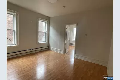 10 Hilliard Avenue 5 #5, Edgewater, NJ 07020 - Photo 7