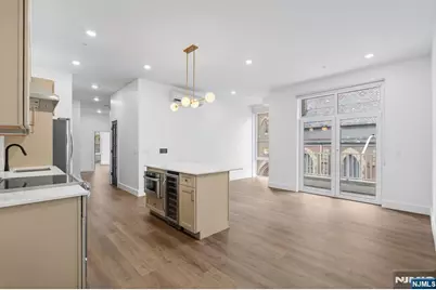 21 Lincoln Park 203 #203, Newark, NJ 07102 - Photo 1